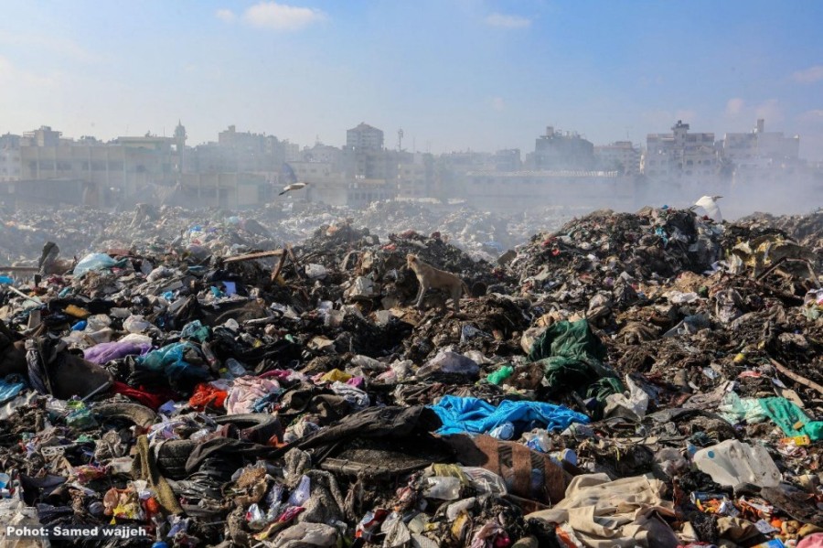 مكب نفايات غزة بجوار ملعب اليرموك