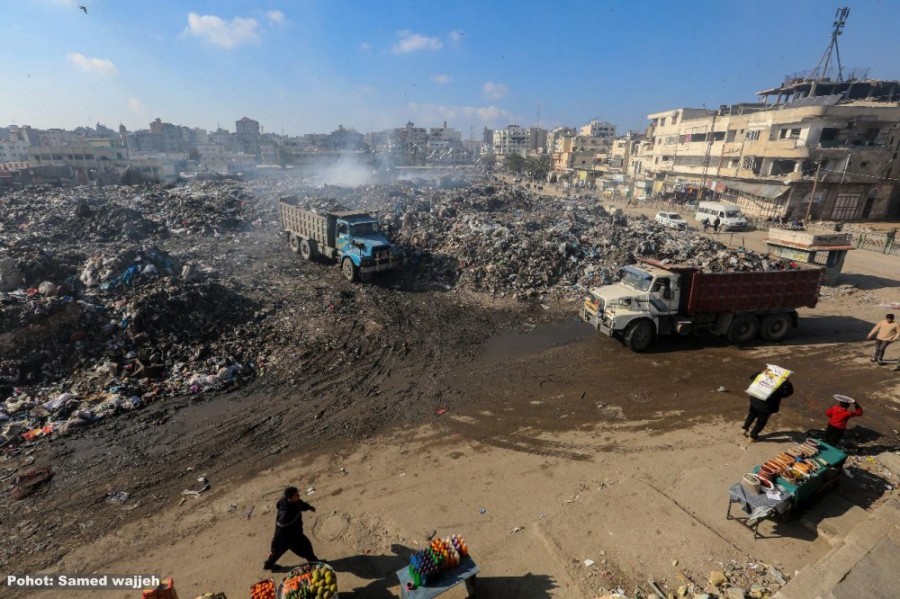 مكب نفايات غزة بجوار ملعب اليرموك